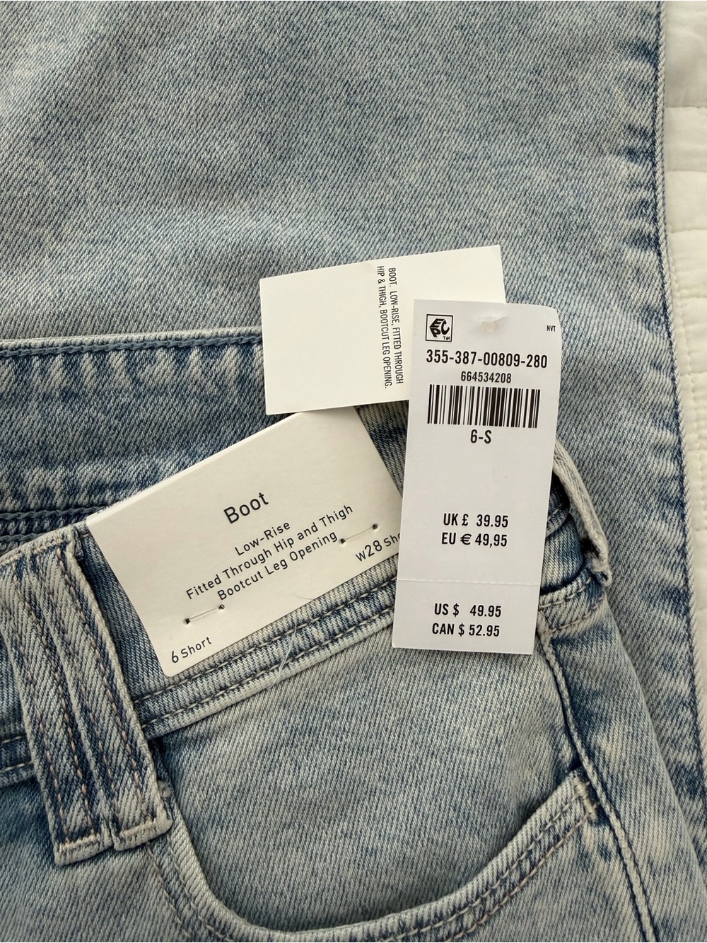 NWT Low rise Hollister Light wash Bootcut Jeans - Picture 4 of 6
